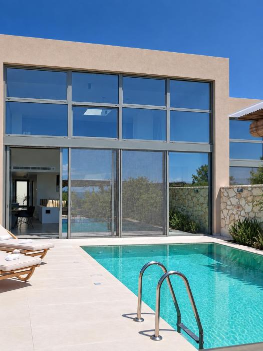 Endogeios Luxury Villas