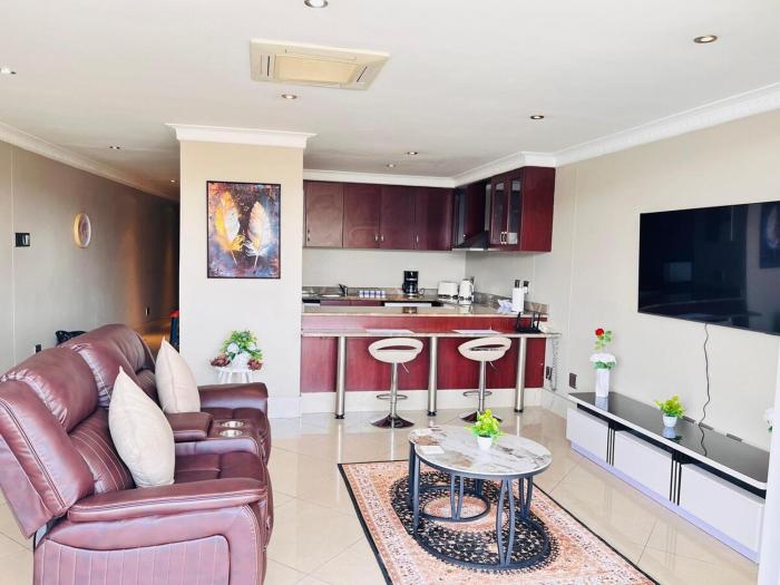Luxury 1 bedroom apartment in Point Waterfront