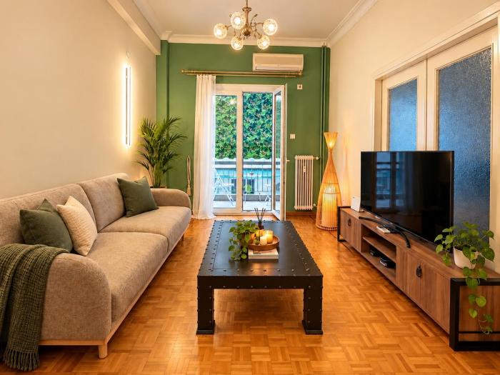 Spacious ATHENS Central Apartment