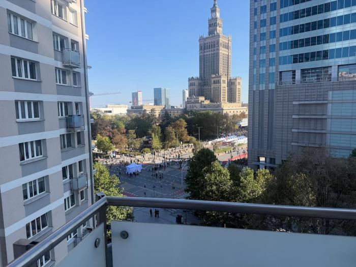 2 Rooms and Balcony Amazing View Warsaw City Center
