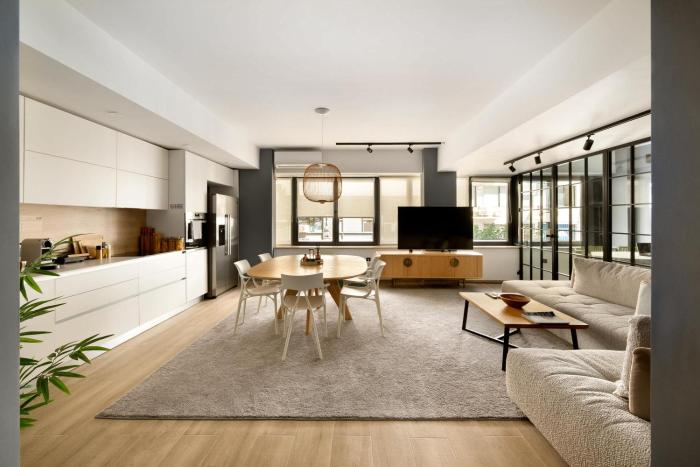 120 sqm2 Aristoteles Square - Estia Premium Apartments
