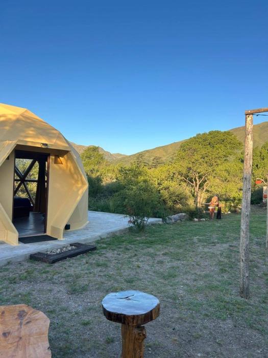 Geodesic Glam Uritorco
