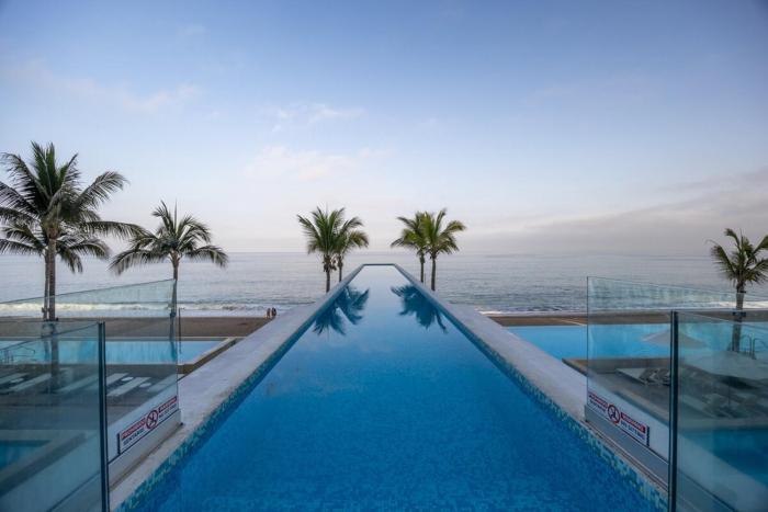 Beautiful Beach Front Studio at the best location