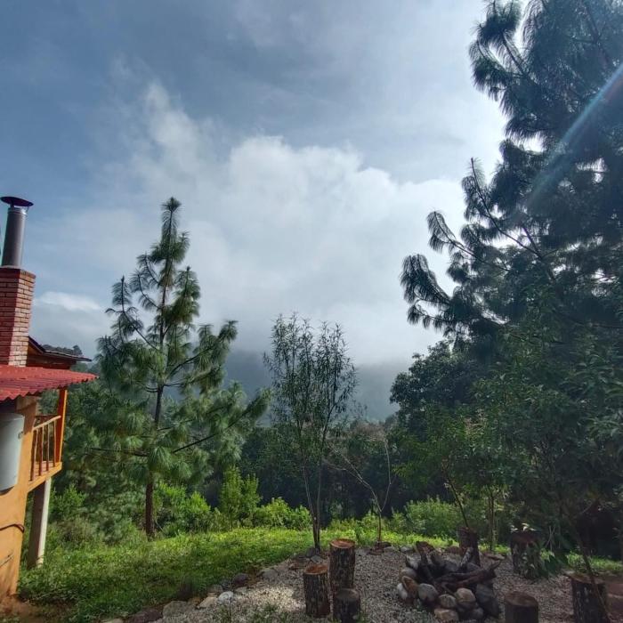 Cabaña 2 con chimenea y fogata en el bosque cerca De san Jose del Pacifico