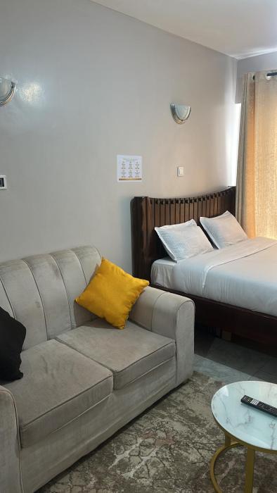 Cozy studio-Tsavo skywalk near junction mall