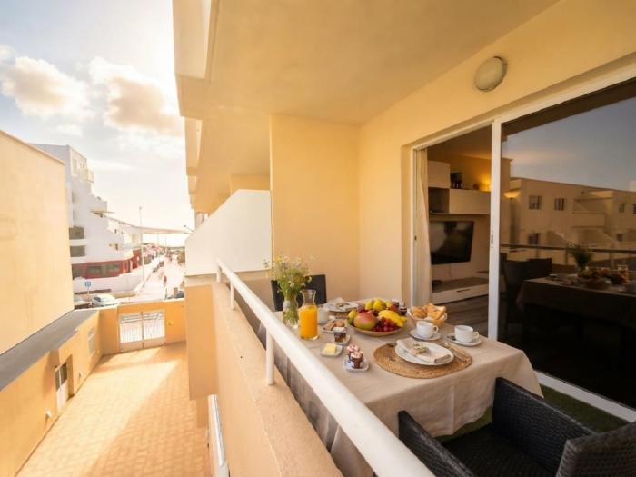 Rentenerife Casa Lola Medano Beach