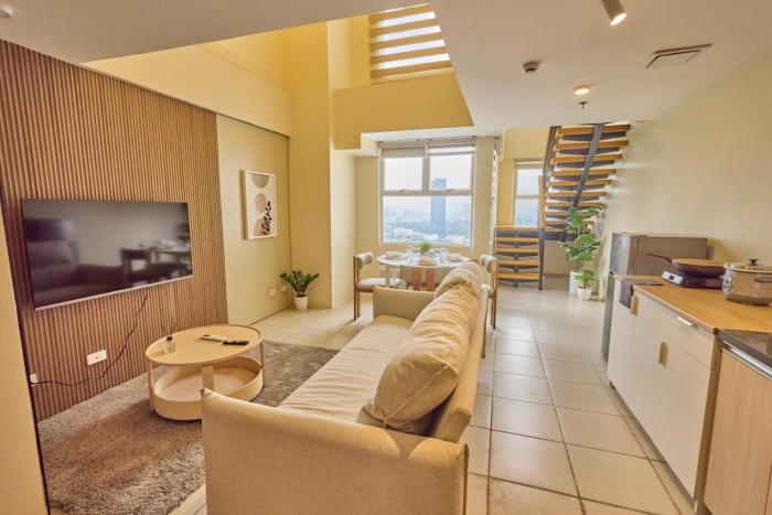 Edsa Heights Loft Unit AMA Tower Unit 3301
