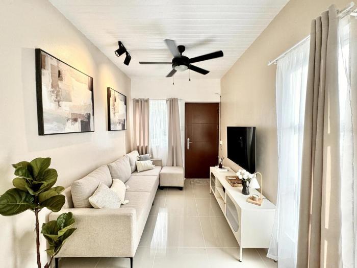 4 BR 3 Bath with Pool Amenities near Davao Airport