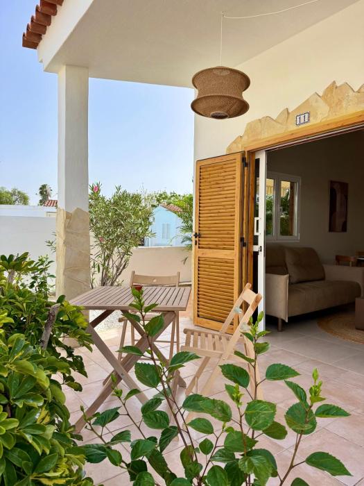Bamboleo Bungalows
