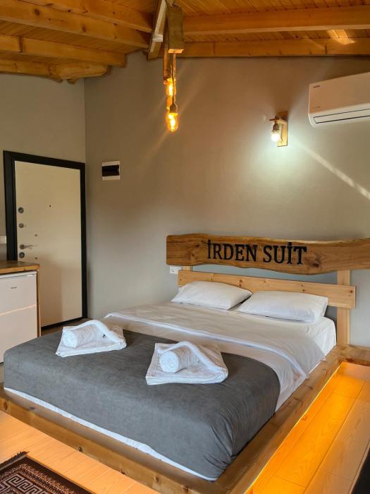 Irden Suite Deluxe Room