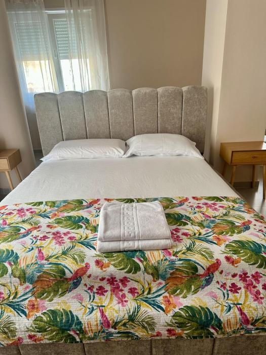 Lady Sunshine b&b- Tirana City Center