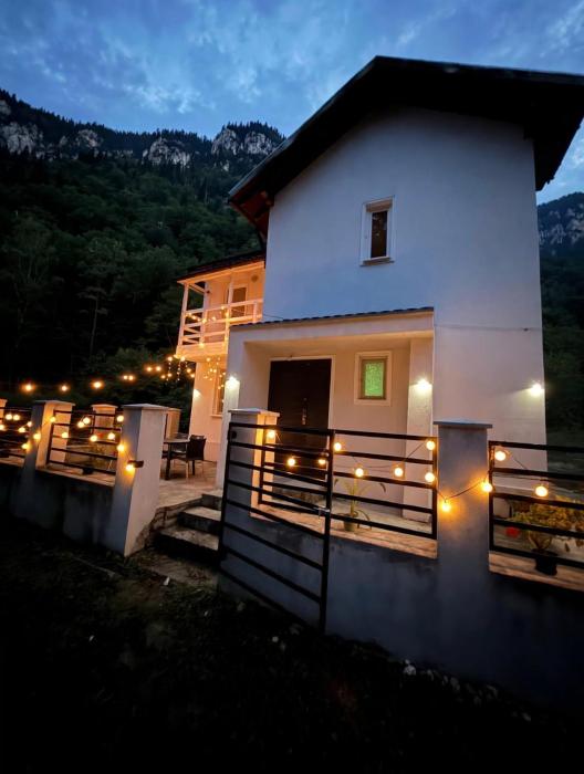 Casa Aura Mraconia