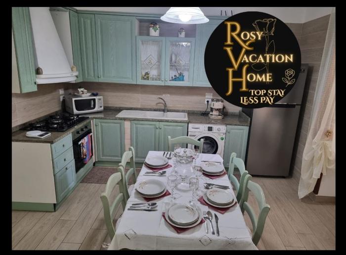 Rosy Vacation Home