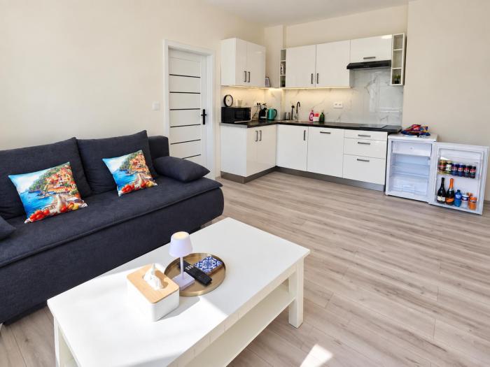 Veronika Apartments