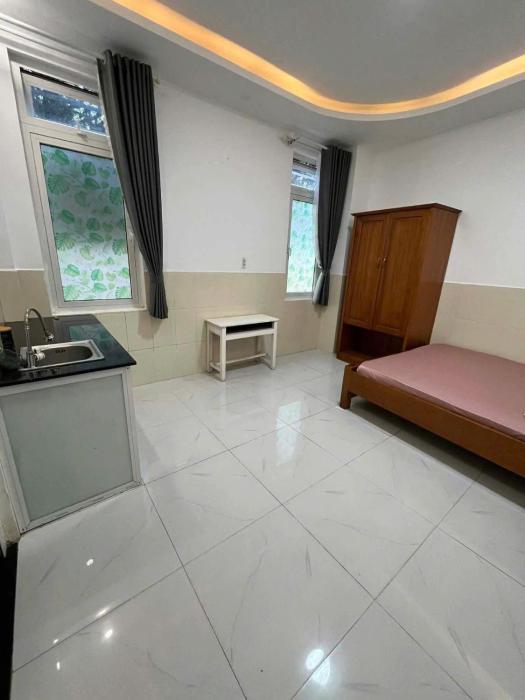 Grey Hotel