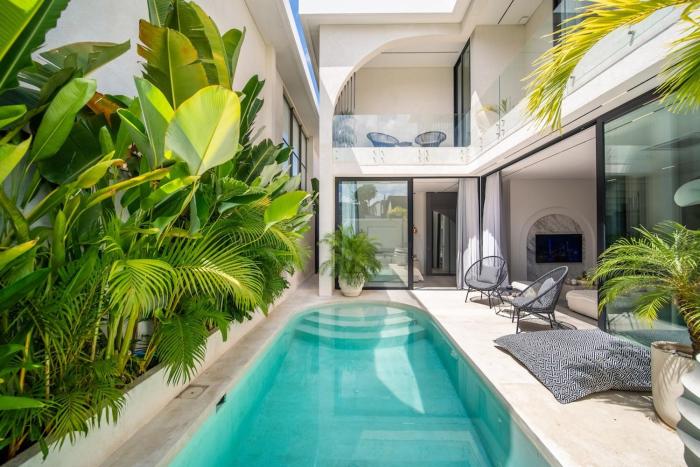 Amare Villas 1 - Luxury Modern Villa in Umalas