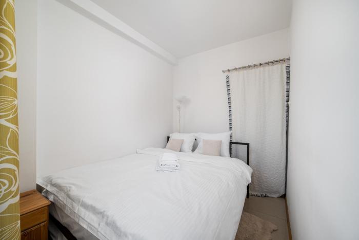 Ochota Standard Apartment by BookingHost