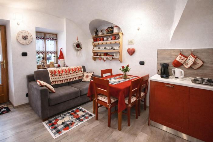 LAntica Canonica di Casa Bernardi, terrazzo Wi-Fi PetFriendly con Area Cani