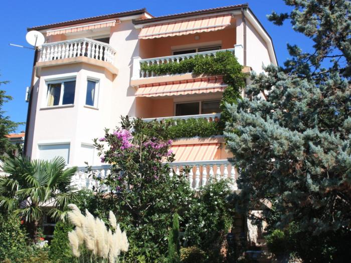 Apartment VILLA MANDICA 3 - HR-02469-03 by Interhome