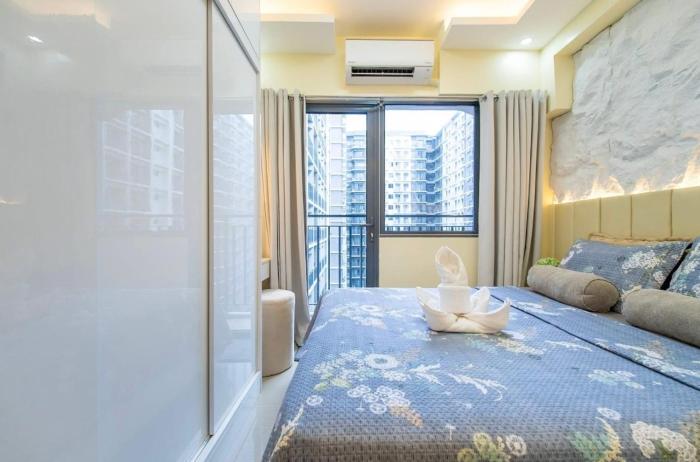 The Cozy Corner - Shore 2 Residences