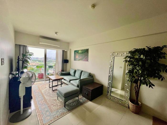 Executive Condo near Okada Bay View