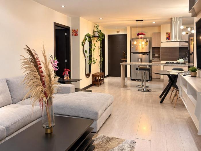 Cosmo Suite La Carolina Park, Pool & Parking