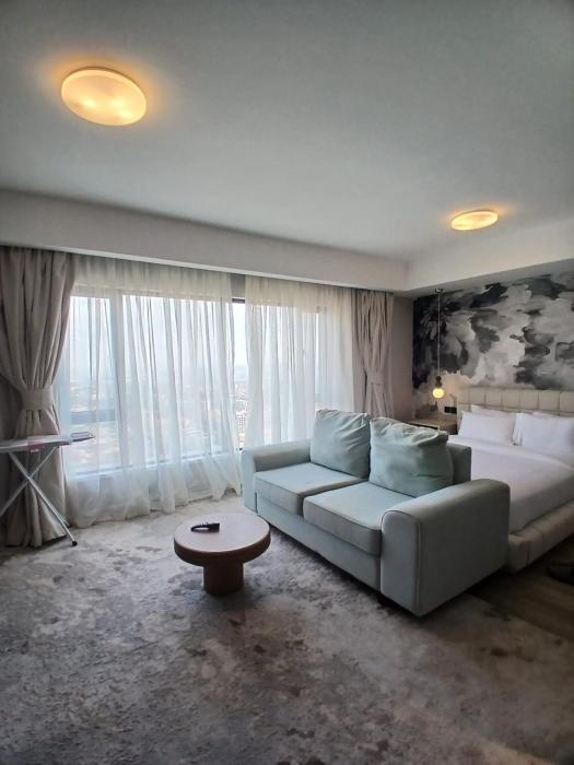 LUX Homes Altura Apartments Studio 3110