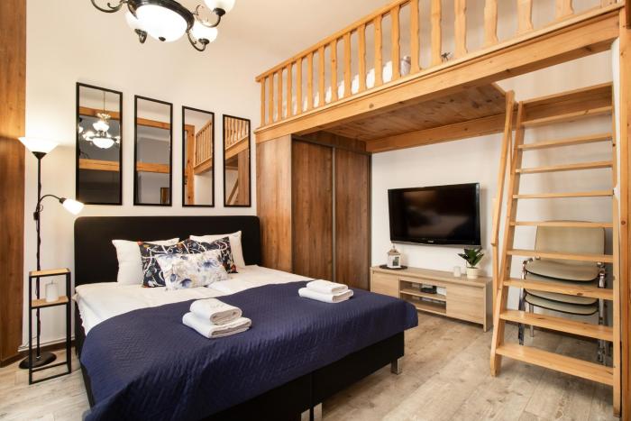 Navy Mezzanine Apartment - Sołtyka Loft near Old Town - by Upstairs