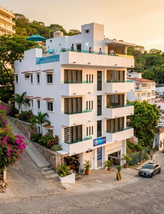 The Five Apartments by Monyxbnb