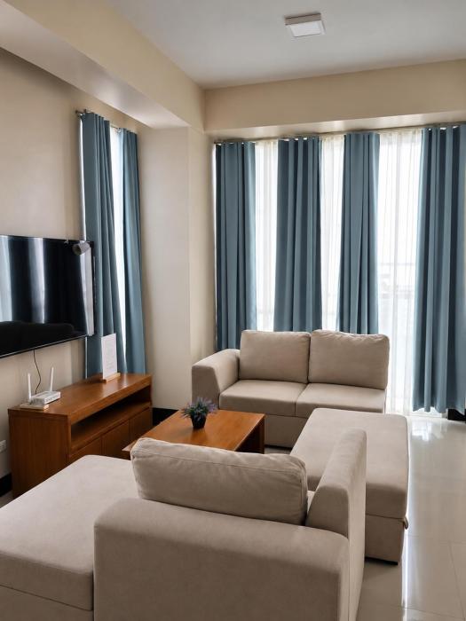 Mactan Newtown Stay near Airport & Beach