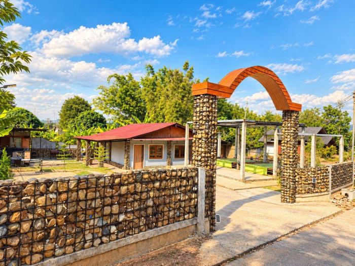 Country Home Pai