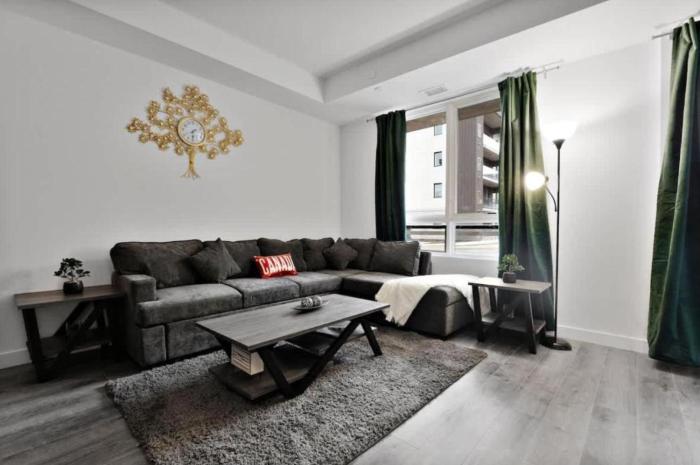 2-Bedroom Niagara Stay 8 Minutes to the Falls Sleeps 4