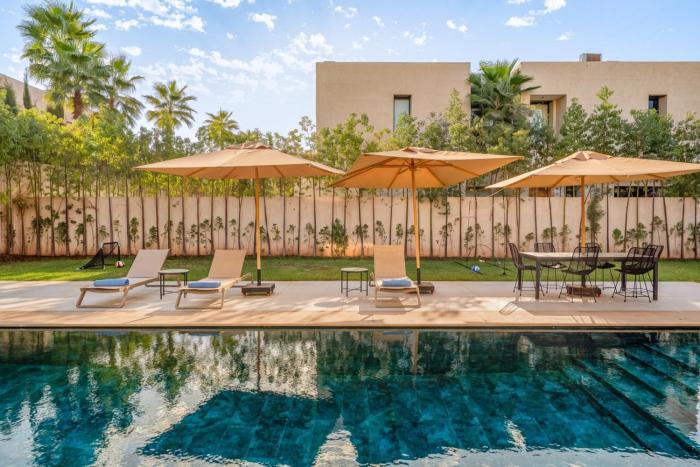 Villa Elia : Piscine chauffée | Petit-déjeuner | Ping-pong