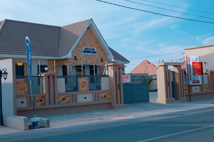 Dalig Executive Lodge