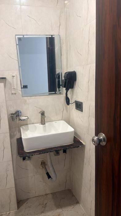 Hotel Varanasi Plaza Near Rath Yatra Road