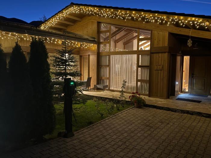 Pirin Golf Luxury Mountain Villa Пирин Голф Луксозна Планинска Вила