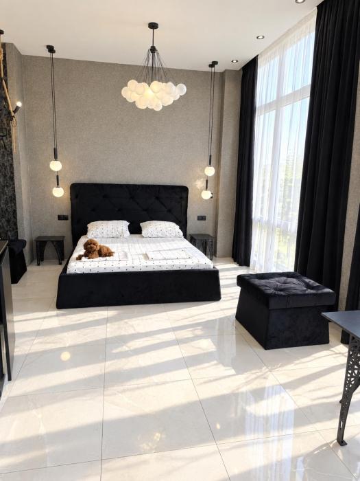 Delmar Apartment Center