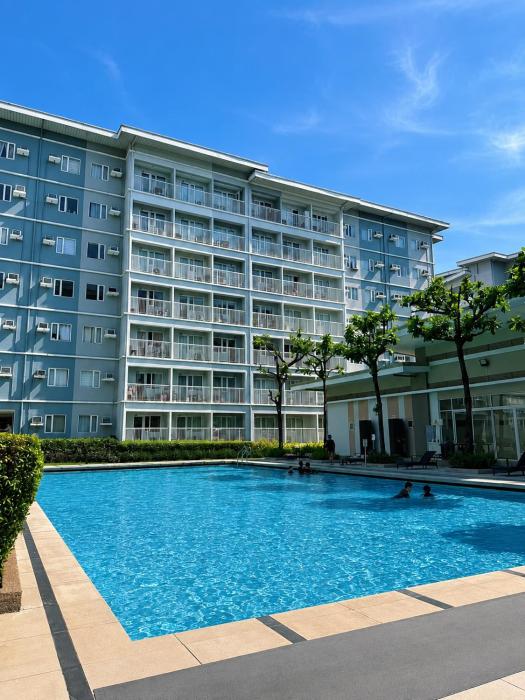 Tads SMDC Trees Residences Staycation