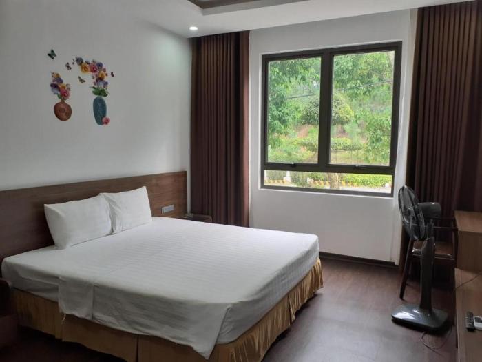 LAKESIDE DAILAI HOTEL