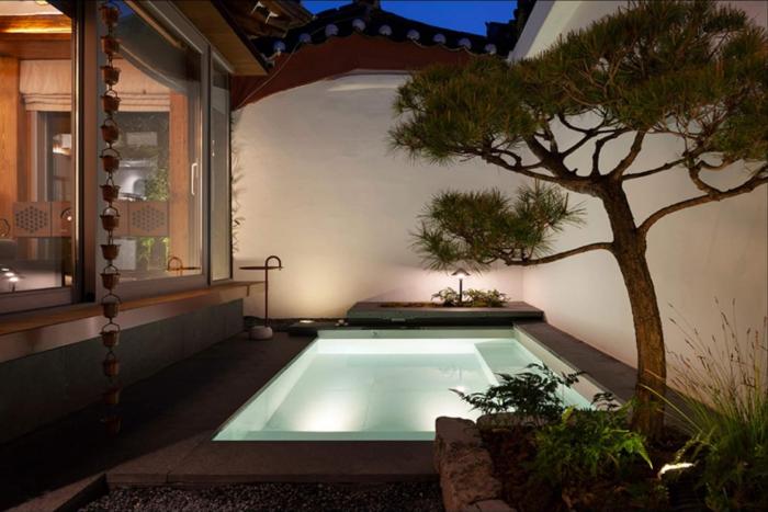 Korea Premium Hanok with Private Jacuzzi in Bukchon Village near Gyeongbokgung, Gwanghwamun, Jongno, Seoul