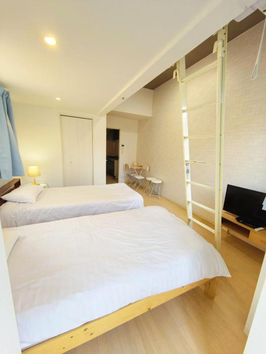 Next to Osu Kannon convenient for shopping and transportation