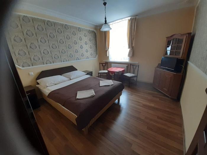 Hotel, Restauracja Chrobry Sylęcin