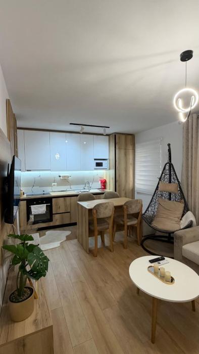Cozy & Modern Retreat 10 Min from Tirana Center