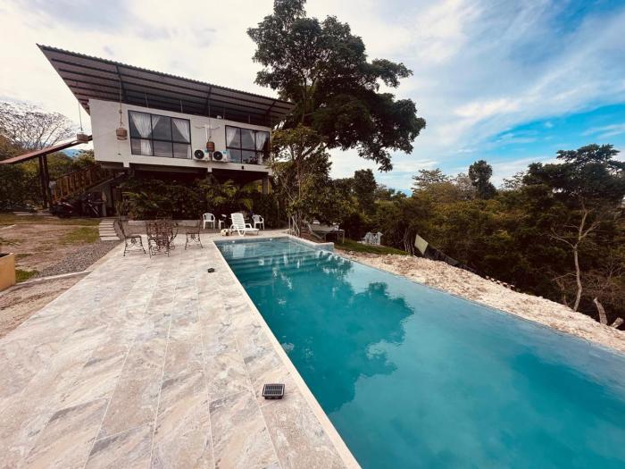 Raices Hostel
