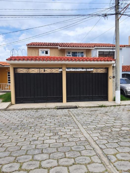TITAS HOUSE Altos de Florencia Quetzaltenango