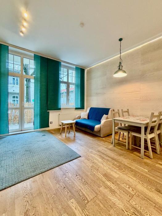 Houseboat Apartment - Beach & Parking