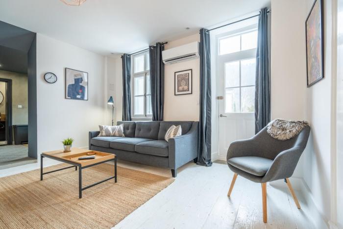Tsarevets Apt&Studio| N7even | Free str. Parking