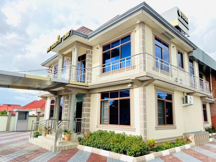 BBM Executive Lodge1