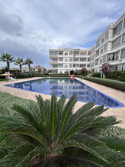 Votre parenthèse au soleil, entre plage et piscine