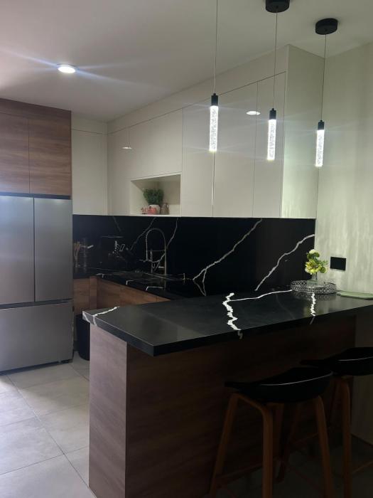 BLOOM apartment private with a pool excellent location